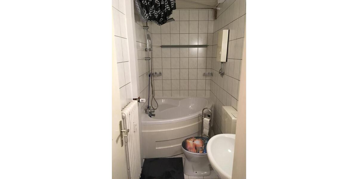 Erdgeschoßwohnung Oberhausen Alt-Oberhausen - 2 Zimmer, 48 m&sup2;, 390&euro; | Angebot:25822574