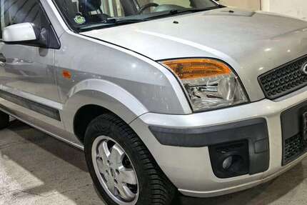 Ford Fusion 11.880 km 4.500 &euro; Voerde 46562