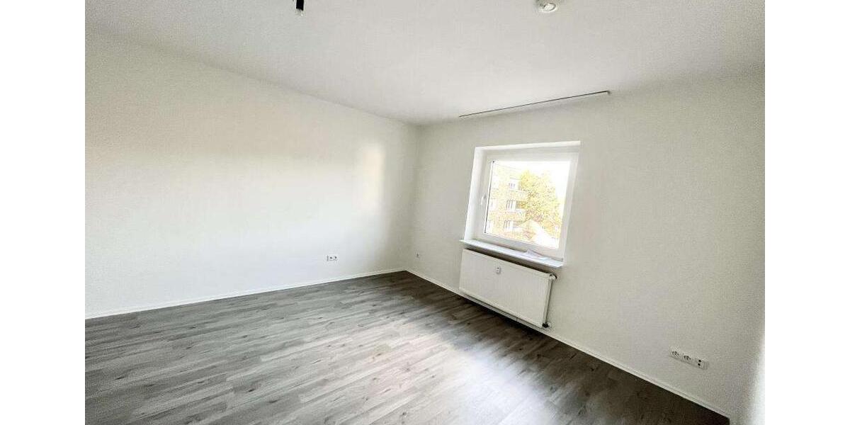 Etagenwohnung Gelsenkirchen Ückendorf - 3 Zimmer, 80 m&sup2;, 600&euro; | Angebot:26154890