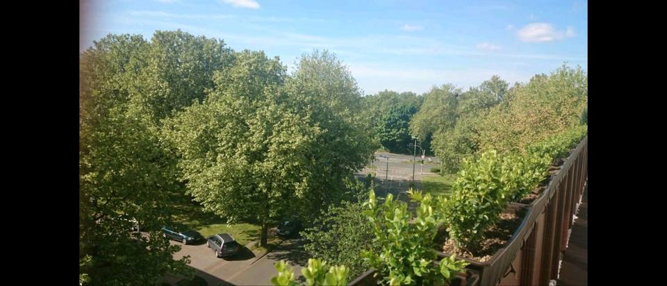 Etagenwohnung Duisburg Mittelmeiderich - 5 Zimmer, 116 m&sup2;, 240.000&euro; | Angebot:25832403