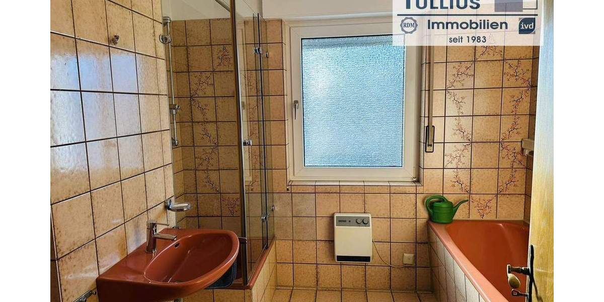 Etagenwohnung Essen Überruhr-Holthausen - 3 Zimmer, 91 m&sup2;, 195.000&euro; | Angebot:25703160