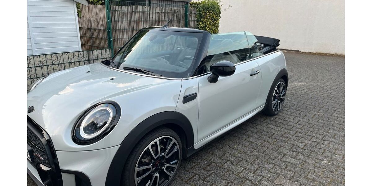 Mini Cooper Cabrio 80.000 km 18.700 &euro; Bochum - Bochum-Ost 44892