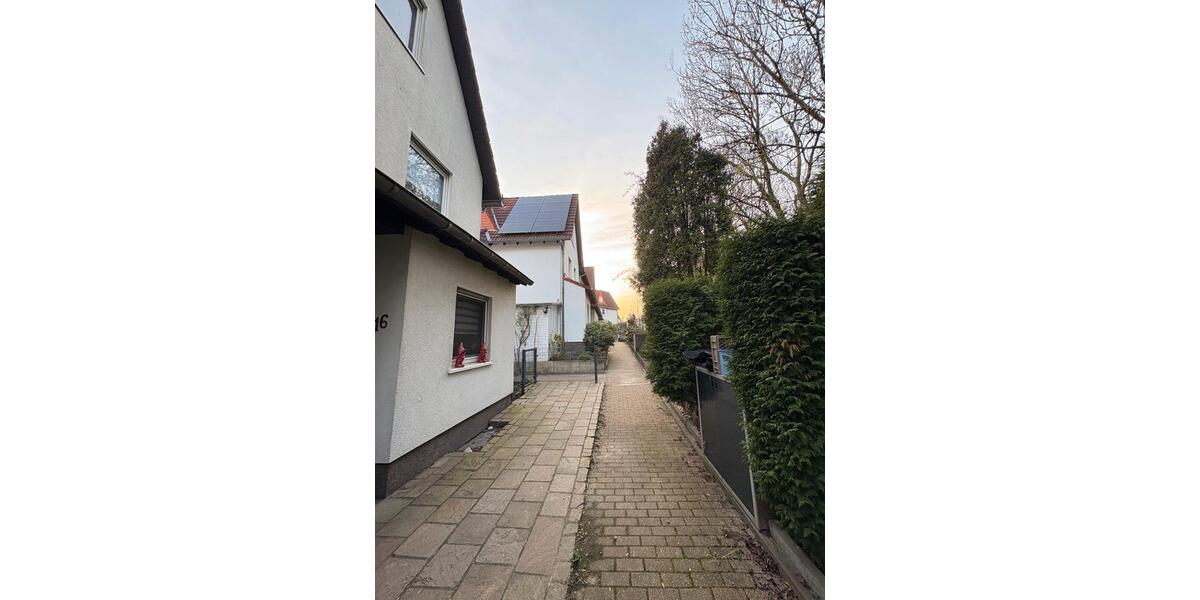 Reihenhaus Essen Stadtbezirk VI - 6 Zimmer, 130 m&sup2;, 385.000&euro; | Angebot:25921680