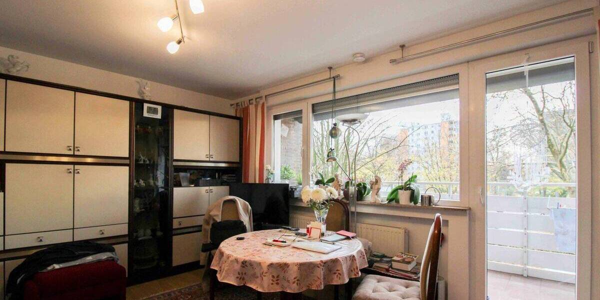 Etagenwohnung Duisburg Hochheide - 2 Zimmer, 56 m&sup2;, 79.000&euro; | Angebot:26016572