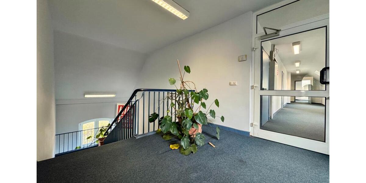 Gewerbeobjekt Duisburg Ruhrort - 1.300&euro; | Angebot:24663270