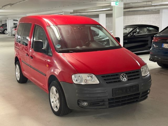 VW Caddy 207.000 km 3.300 &euro; Essen 45326
