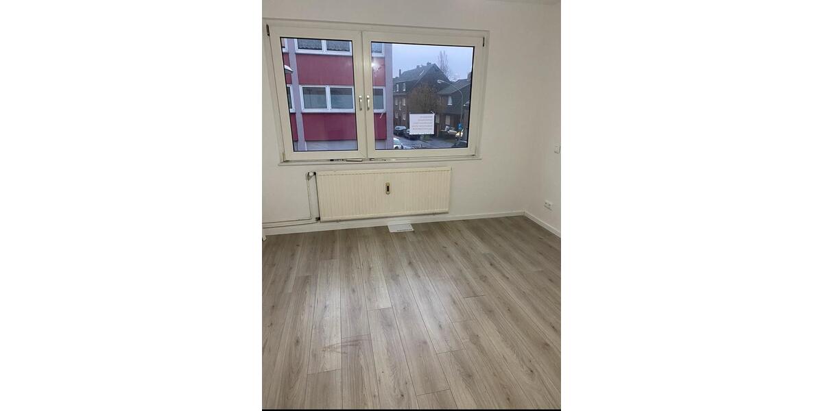 Etagenwohnung Duisburg Beeck - 1 Zimmer, 45 m&sup2;, 580&euro; | Angebot:25274255