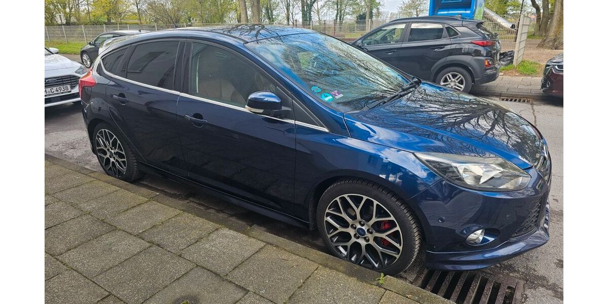 Ford Focus 115.000 km 6.500 &euro; Duisburg 47249