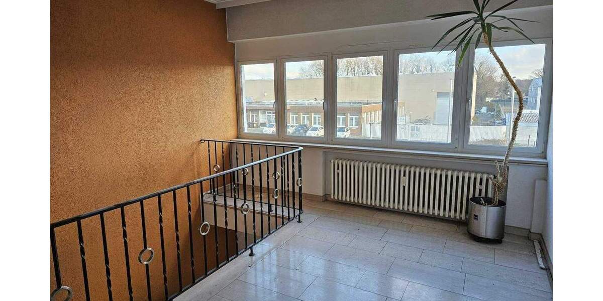 Gewerbeobjekt Recklinghausen Hillerheide - 1 Zimmer, 380 m&sup2;, 3.230&euro; | Angebot:25735424