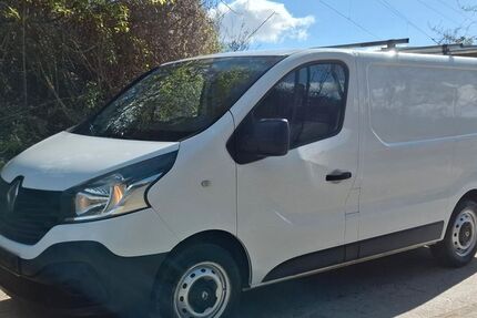 Renault Trafic 204.019 km 6.499 &euro; Duisburg 47169