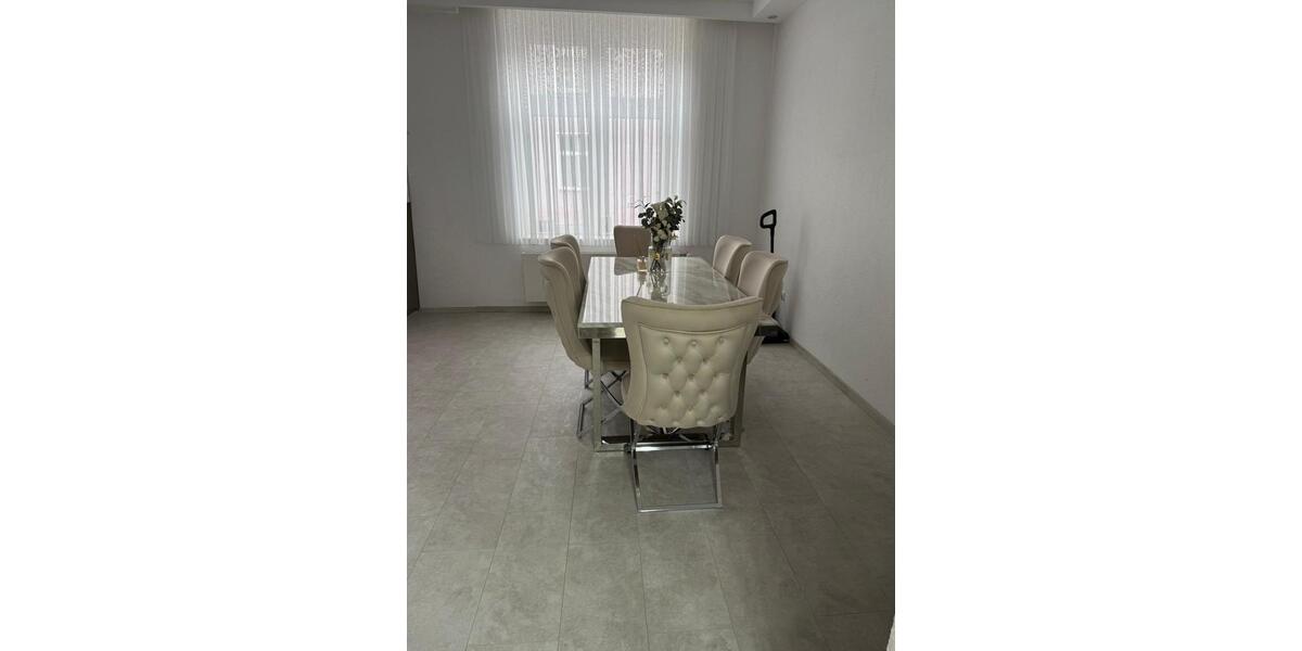 Etagenwohnung Duisburg Rheinhausen - 3.5 Zimmer, 77 m&sup2;, 1.000&euro; | Angebot:26008468