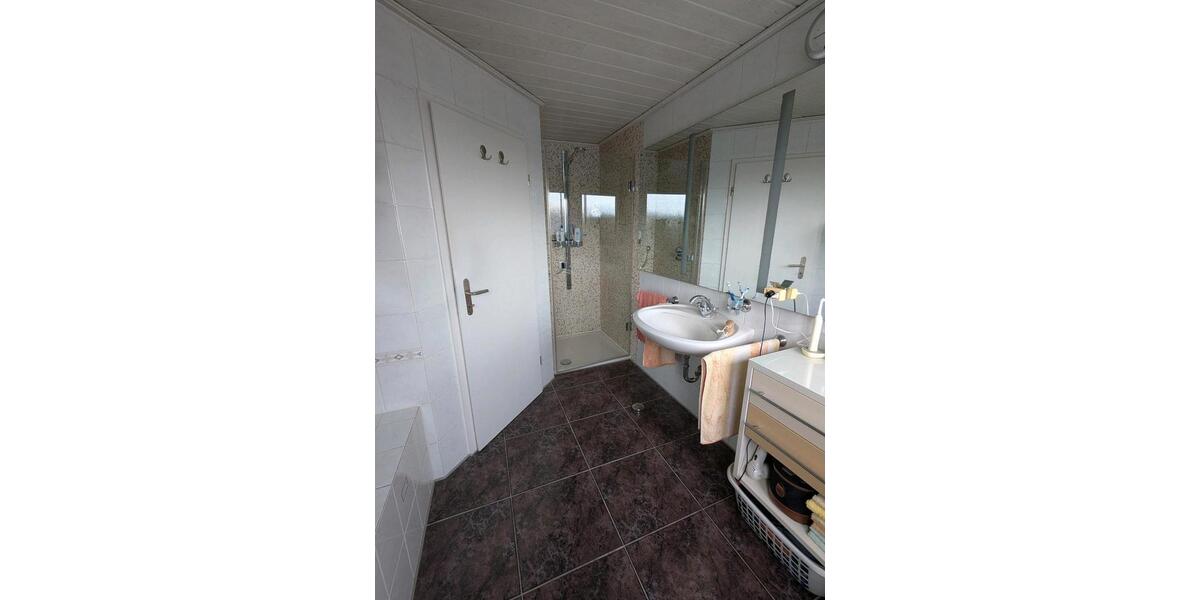 Einfamilienhaus Dorsten - 7 Zimmer, 200 m&sup2;, 480.000&euro; | Angebot:26059934