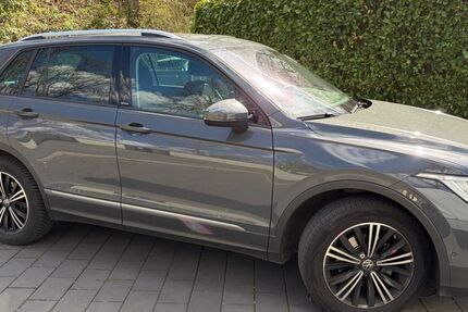 VW Tiguan 95.000 km 19.999 &euro; Duisburg 47057