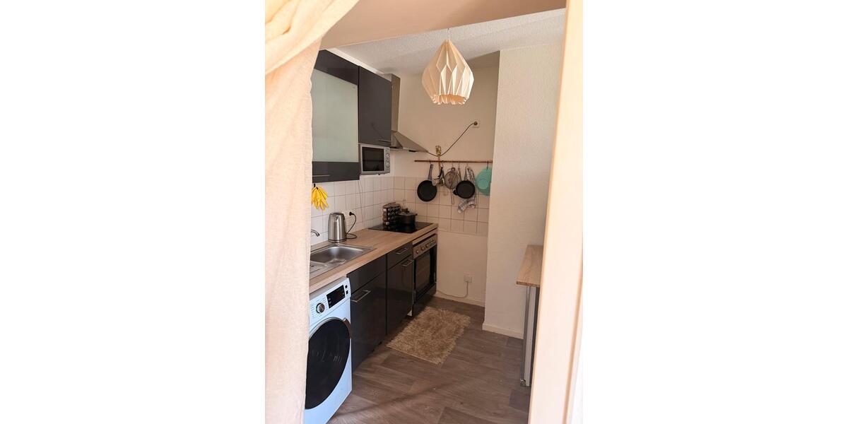 Etagenwohnung Essen Stadtbezirk IV - 2.5 Zimmer, 60 m&sup2;, 420&euro; | Angebot:26021725