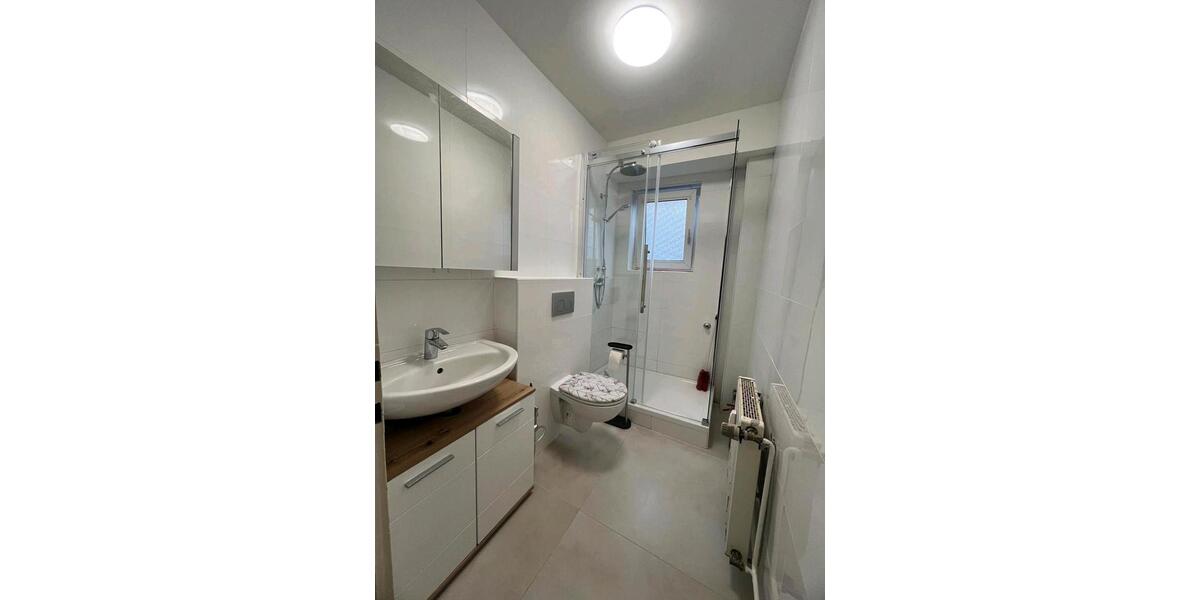 Etagenwohnung Essen Stadtbezirk II - 1 Zimmer, 18 m&sup2;, 500&euro; | Angebot:25961259