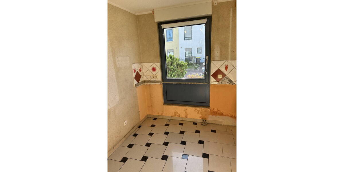 Reihenmittelhaus Duisburg Wanheim Wanheim-Angerhausen - 4 Zimmer, 115 m&sup2;, 320.000&euro; | Angebot:26106474