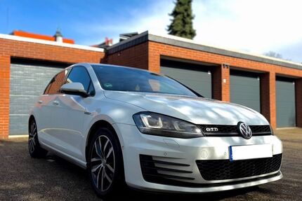 VW Golf 242.000 km 9.999 &euro; Duisburg 47198