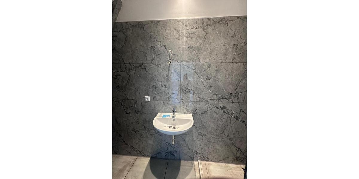 Etagenwohnung Essen Stadtbezirk III - 1 Zimmer, 40 m&sup2;, 820&euro; | Angebot:26036971