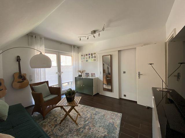 Dachgeschoßwohnung Moers Rheinkamp - 3 Zimmer, 89 m&sup2;, 288.000&euro; | Angebot:27068455