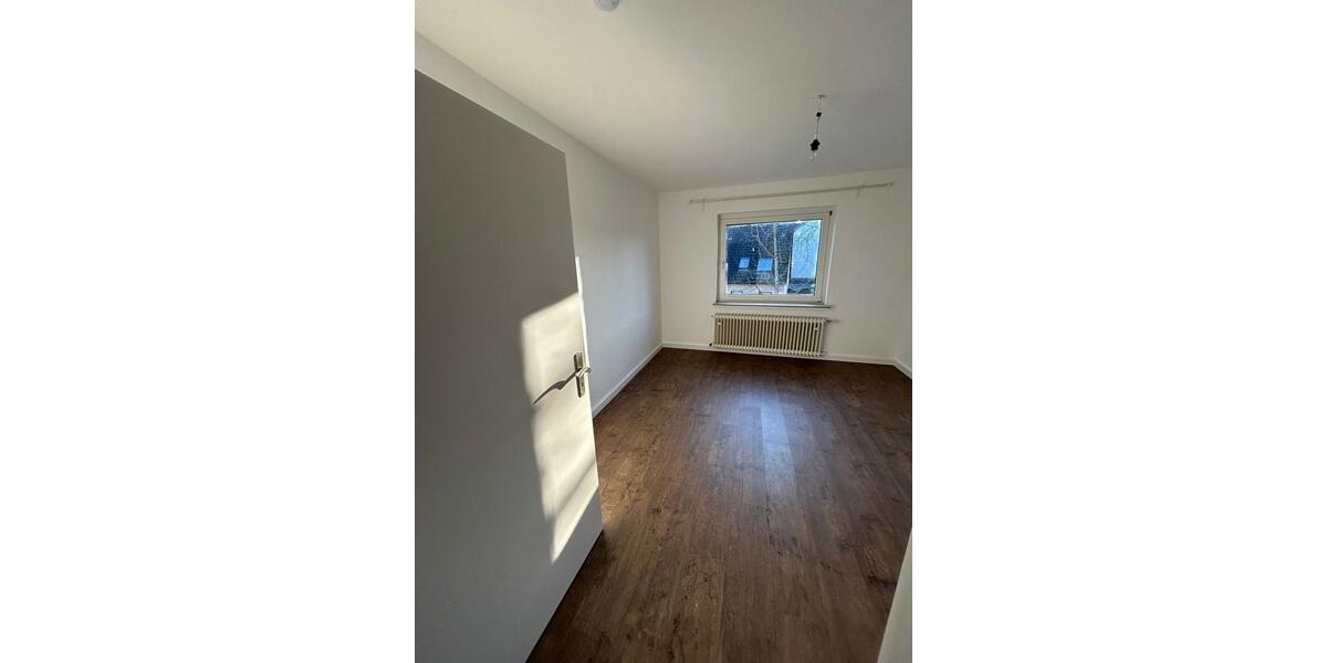 Etagenwohnung Essen Stadtbezirk IV - 3 Zimmer, 57 m&sup2;, 695&euro; | Angebot:26549733