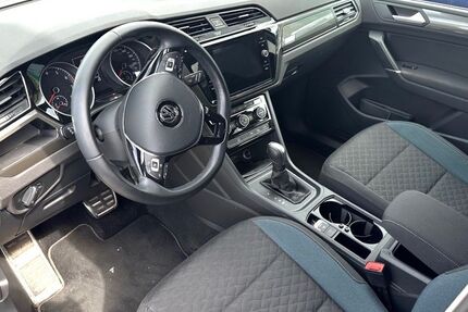 VW Touran 62.000 km 22.999 &euro; Essen 45145