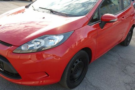 Ford Fiesta 176.000 km 2.495 &euro; Essen 45144