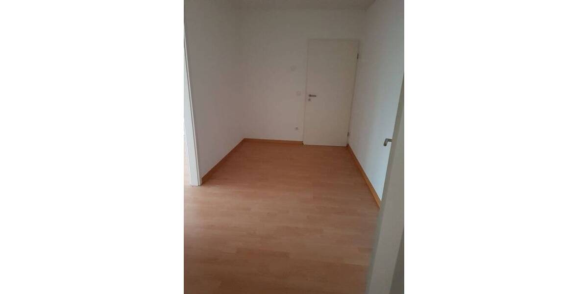 Gewerbeobjekt Duisburg Hochheide - 2 Zimmer, 68 m&sup2;, 680&euro; | Angebot:25727064