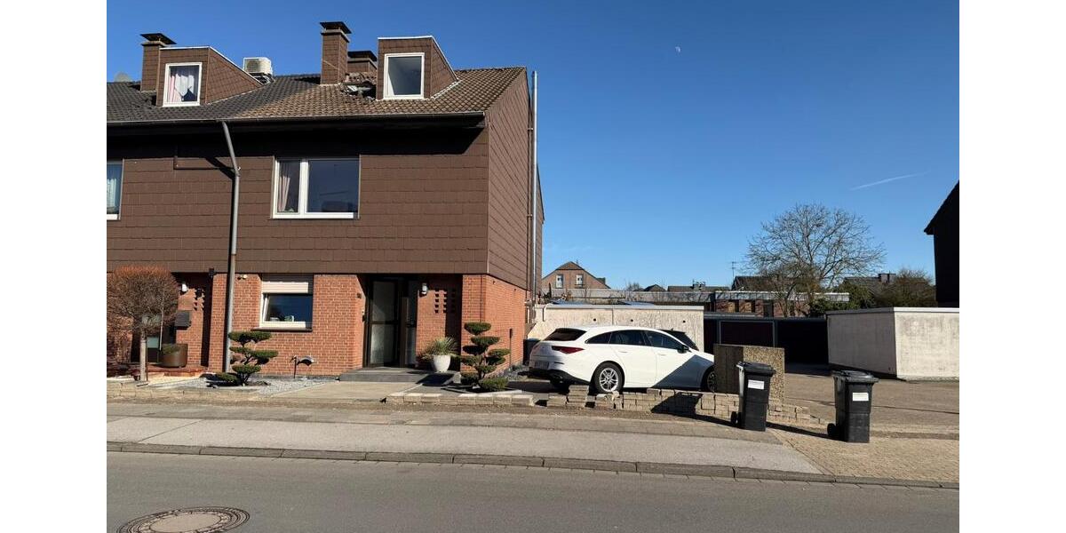 Reihenhaus Duisburg Rheinhausen - 6 Zimmer, 141 m&sup2;, 458.500&euro; | Angebot:26243739