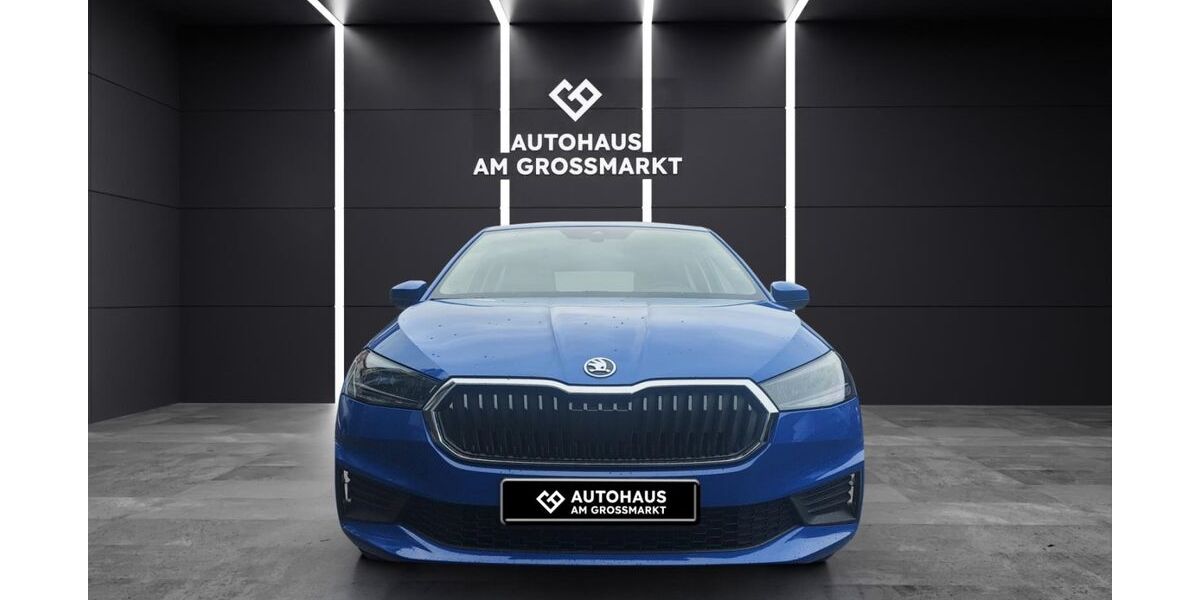 Skoda Fabia 33.500 km 12.990 &euro; Duisburg 47059