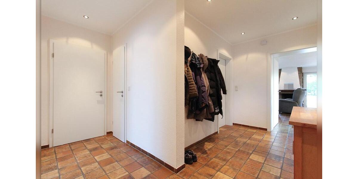 Mehrfamilienhaus, Wohnhaus Heiden - 3 Zimmer, 110 m&sup2;, 1.150&euro; | Angebot:26397476