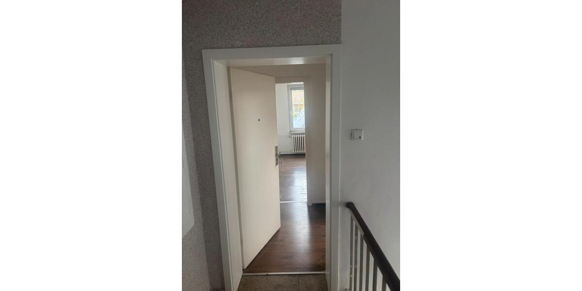 Dachgeschoßwohnung Gladbeck Brauck - 2 Zimmer, 362 m&sup2;, 500&euro; | Angebot:26697825