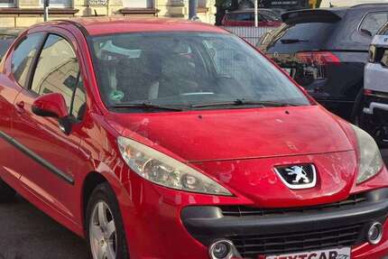 Peugeot 207 150.447 km 599 &euro; Mülheim an der Ruhr 45476