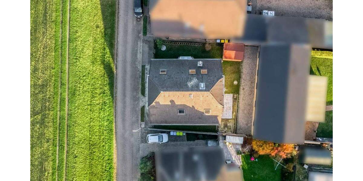 Einfamilienhaus Wesel Ginderich - 7 Zimmer, 179 m&sup2;, 299.000&euro; | Angebot:25688209