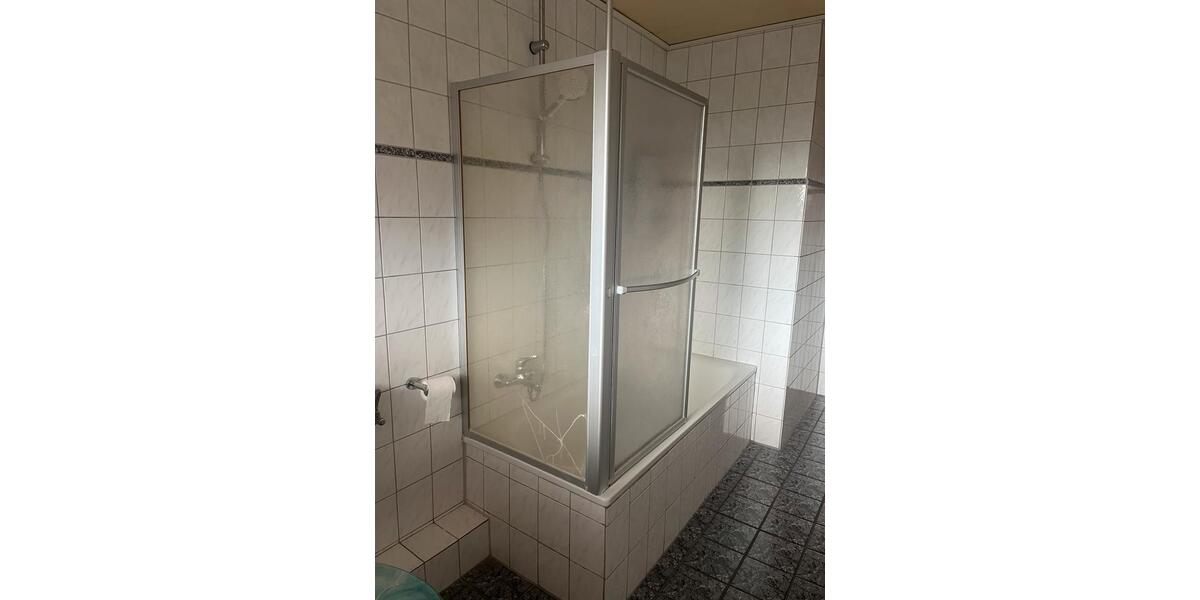 Etagenwohnung Dinslaken Lohberg - 1 Zimmer, 74 m&sup2;, 900&euro; | Angebot:26234608