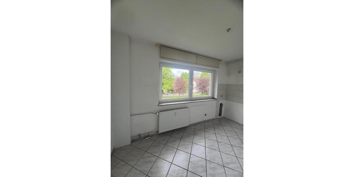 Etagenwohnung Gelsenkirchen Gelsenkirchen-Mitte - 2 Zimmer, 62 m&sup2;, 446&euro; | Angebot:26672540