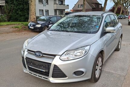 Ford Focus 193.569 km 2.750 &euro; Duisburg 47179