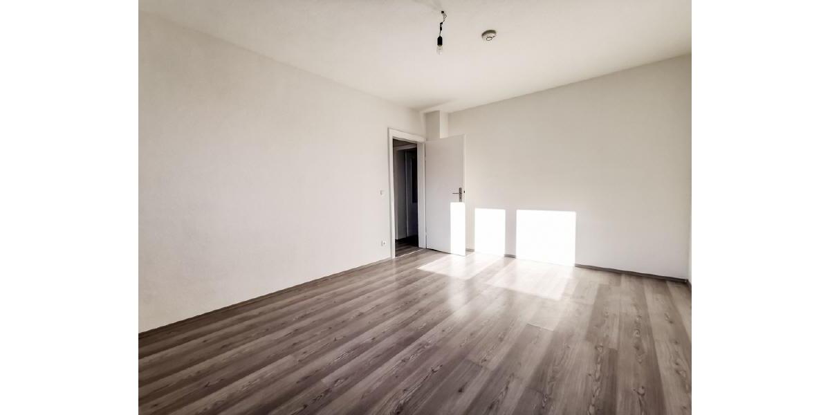 Etagenwohnung Mülheim an der Ruhr Heißen - 4 Zimmer, 77 m&sup2;, 699&euro; | Angebot:25590563