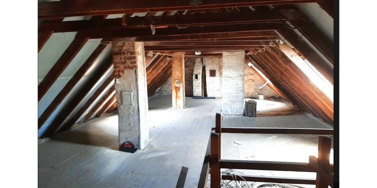 Dachgeschoßwohnung Duisburg Hamborn - 1.5 Zimmer, 40 m&sup2;, 510&euro; | Angebot:25867937