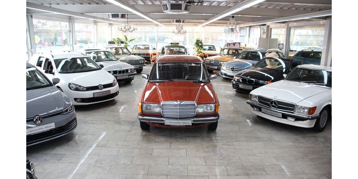 Mercedes-Benz 200 190.000 km 4.990 &euro; Essen 45356