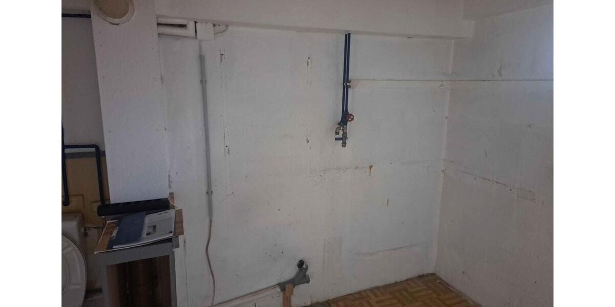 Erdgeschoßwohnung Essen Stadtbezirk VII - 3.5 Zimmer, 120.000&euro; | Angebot:21987300