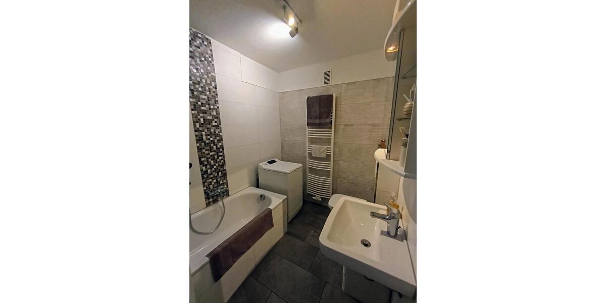 Etagenwohnung Duisburg Duisburg-Mitte - 3 Zimmer, 78 m&sup2;, 174.000&euro; | Angebot:25945496
