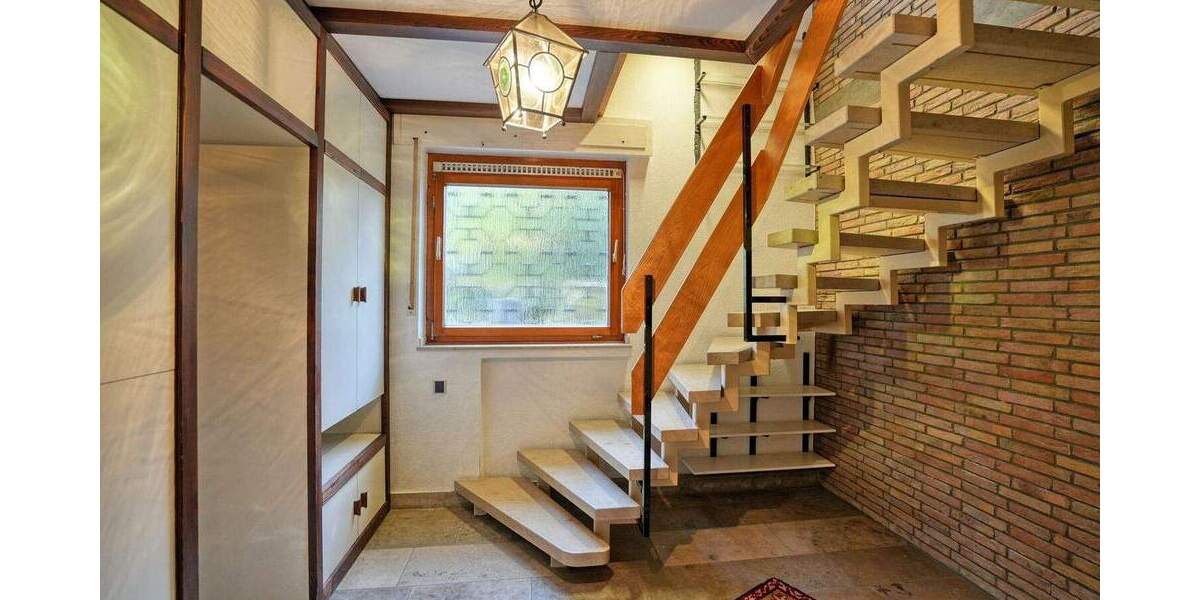 Mehrfamilienhaus, Wohnhaus Bochum Wiemelhausen - 9 Zimmer, 275 m&sup2;, 695.000&euro; | Angebot:25687045