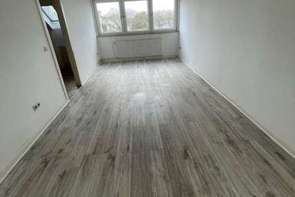 Wohnung Duisburg Duissern - 2 Zimmer, 53 m&sup2;, 380&euro; | Angebot:24591130