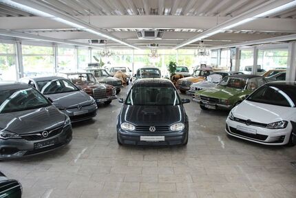VW Golf 175.000 km 2.850 &euro; Essen 45356