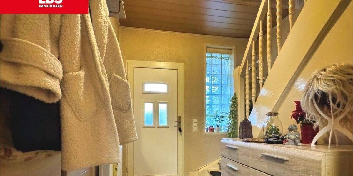 Reihenmittelhaus Bottrop Batenbrock - 3 Zimmer, 85 m&sup2;, 220.000&euro; | Angebot:26584216