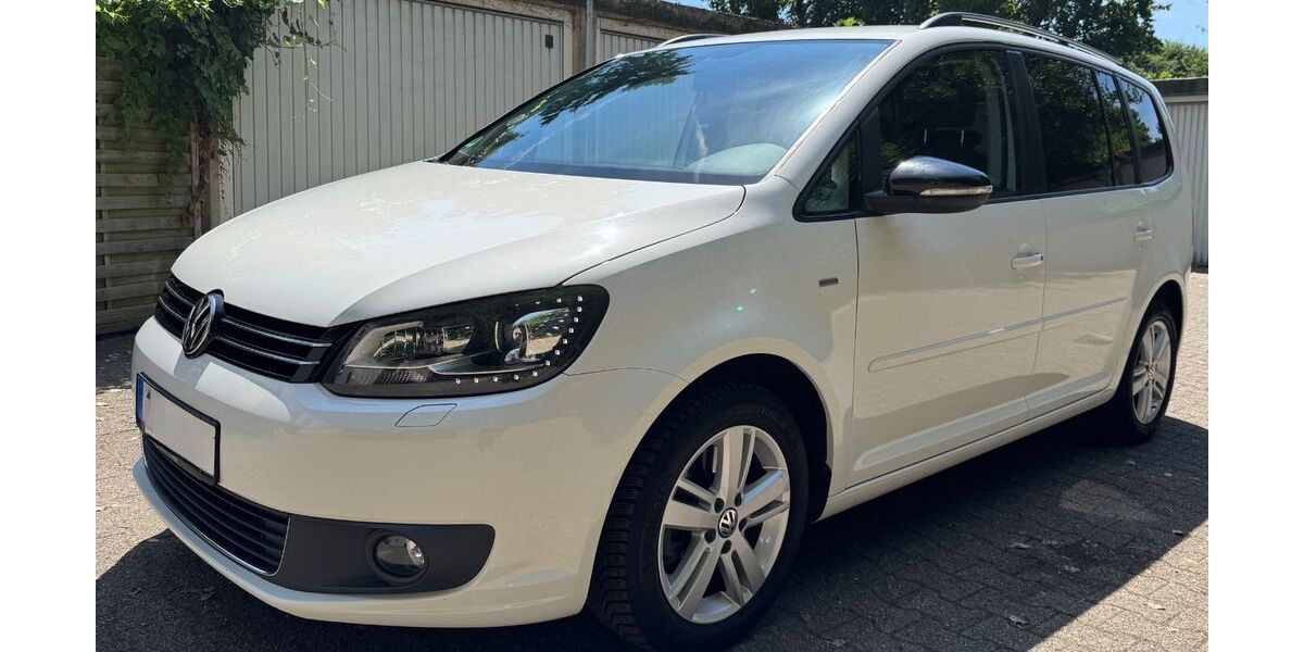VW Touran 330.000 km 6.300 &euro; Essen 45355