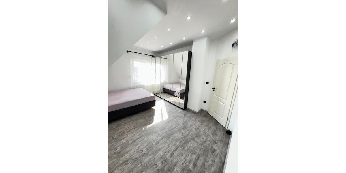 Reihenhaus Gladbeck Alt-Rentfort - 5 Zimmer, 115 m&sup2;, 400.000&euro; | Angebot:26085158