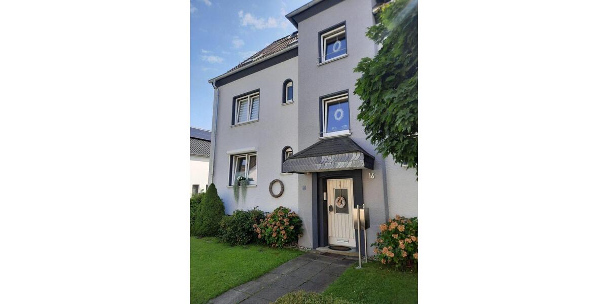 Etagenwohnung Essen Stadtbezirk VI - 2 Zimmer, 48 m&sup2;, 490&euro; | Angebot:24679092