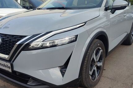 Nissan Qashqai 39.990 km 22.480 &euro; Gelsenkirchen 45892