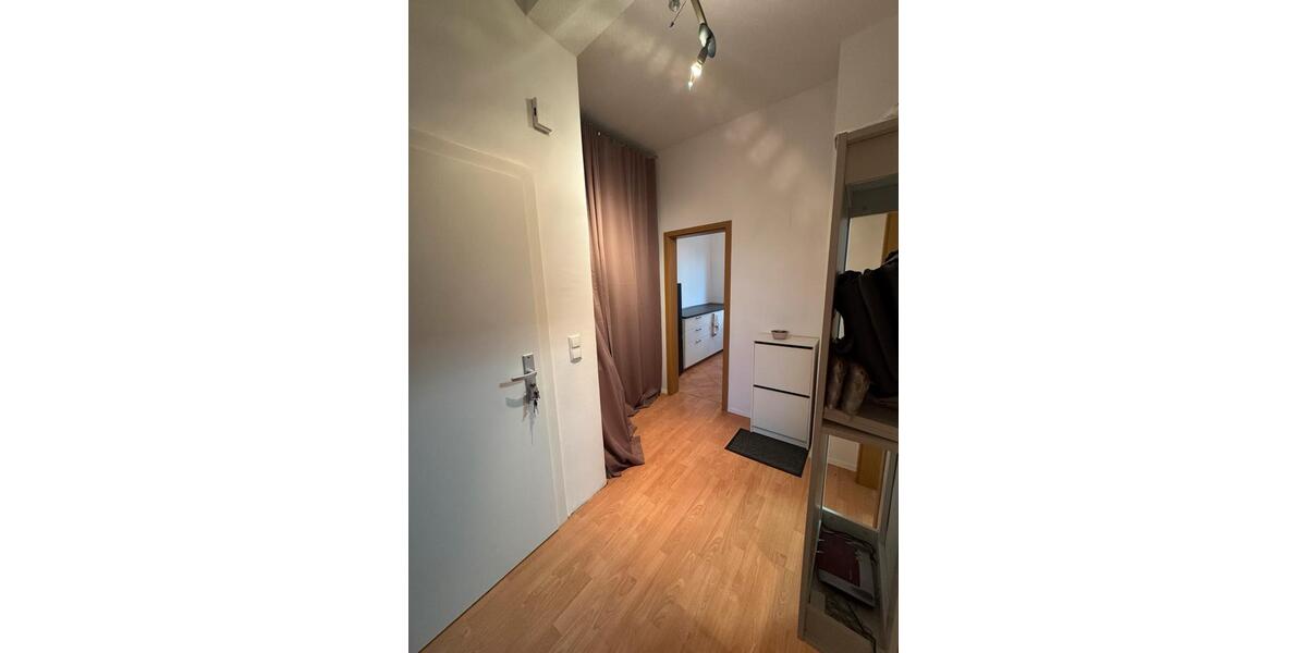 Etagenwohnung Essen Stadtbezirk VI - 2 Zimmer, 50 m&sup2;, 700&euro; | Angebot:25637303